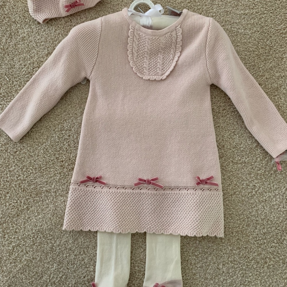 Jillian’s Closet Sweater Dress Set size 6-9 months
